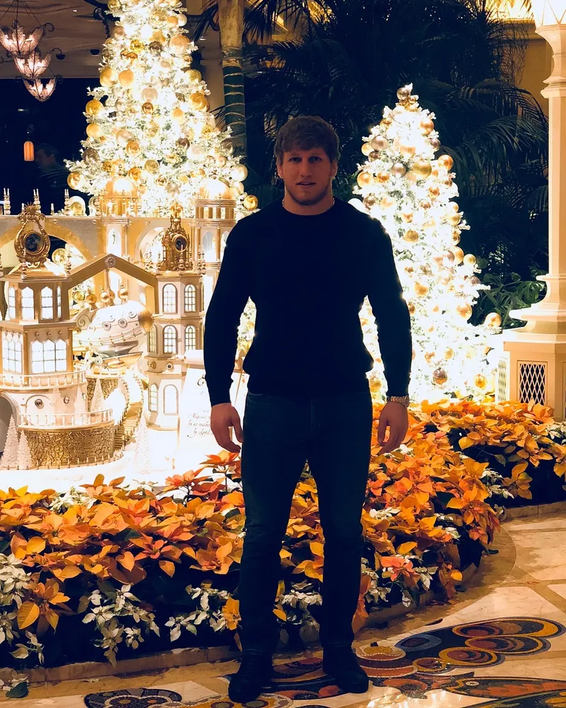 @arturaleksanyan_ — Artur Aleksanyan