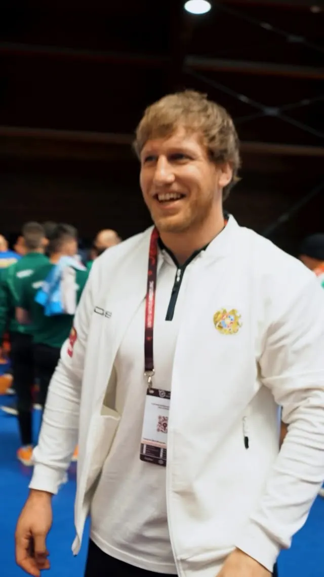 @arturaleksanyan_ — Artur Aleksanyan